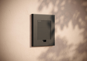 murra_solid_black_perspective_-_closed